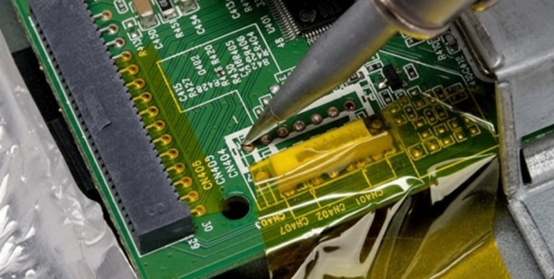 Fitas adesivas na fabricação de placas de circuito impresso e produtos eletrônicos 1